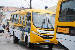 Saloá recebe novos ônibus para fortalecer o transporte da população